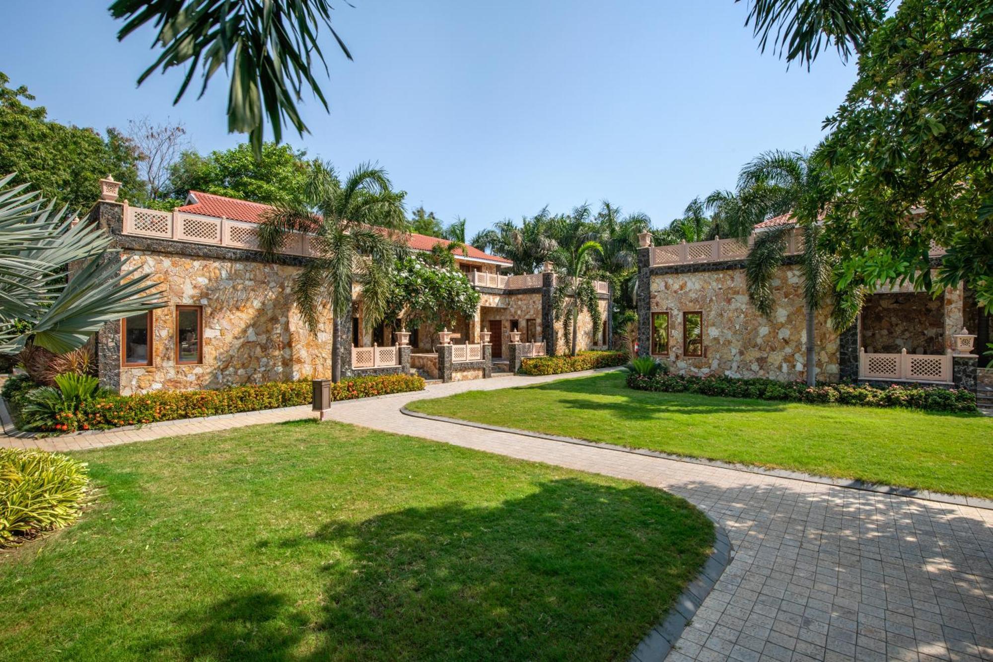 Vikrama Heritage Resort Pavagadh Hālol Zewnętrze zdjęcie